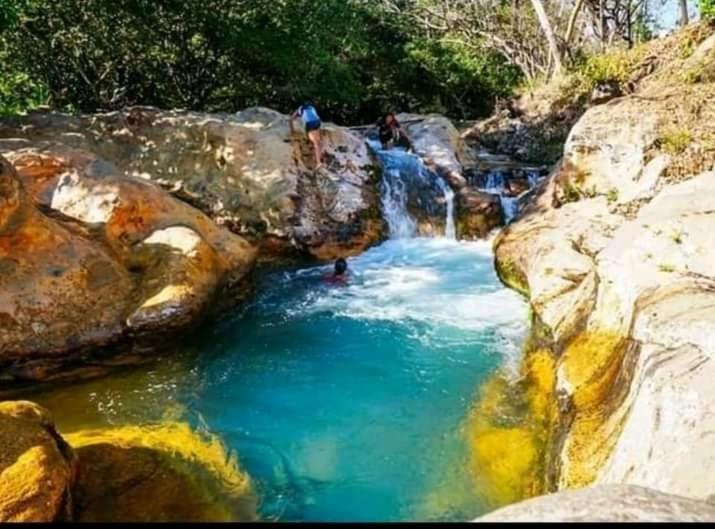 Pochote Lodge Guayabo  외부 사진