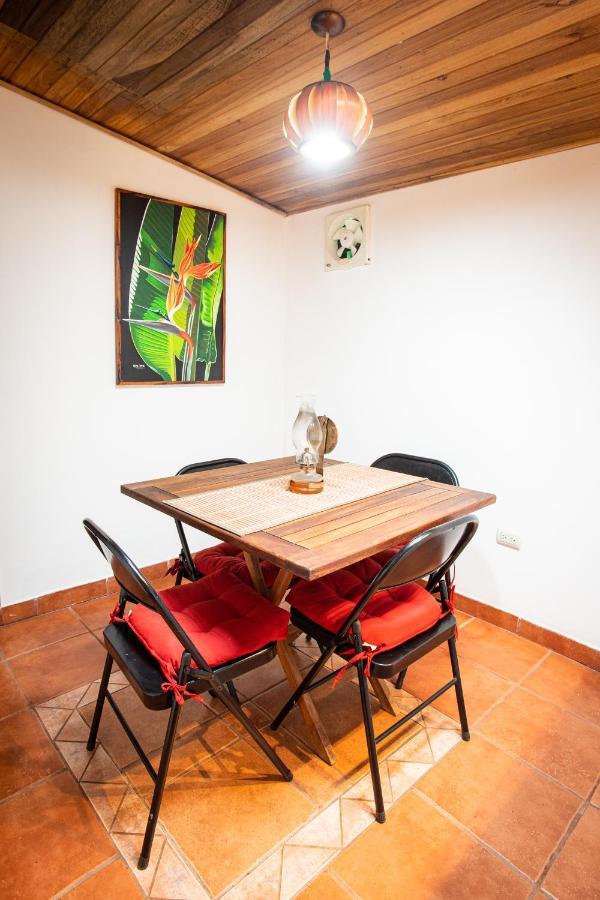 Pochote Lodge Guayabo  외부 사진